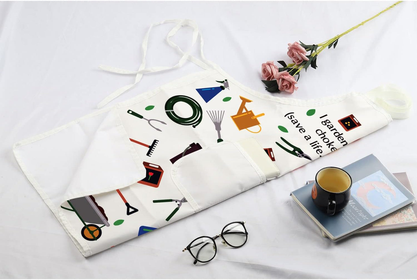 MBMSO Gardener Apron I Garden So I Don't Choke People Save a Life Send Mulch Funny Gardening Aprons with Pockets Waterproof