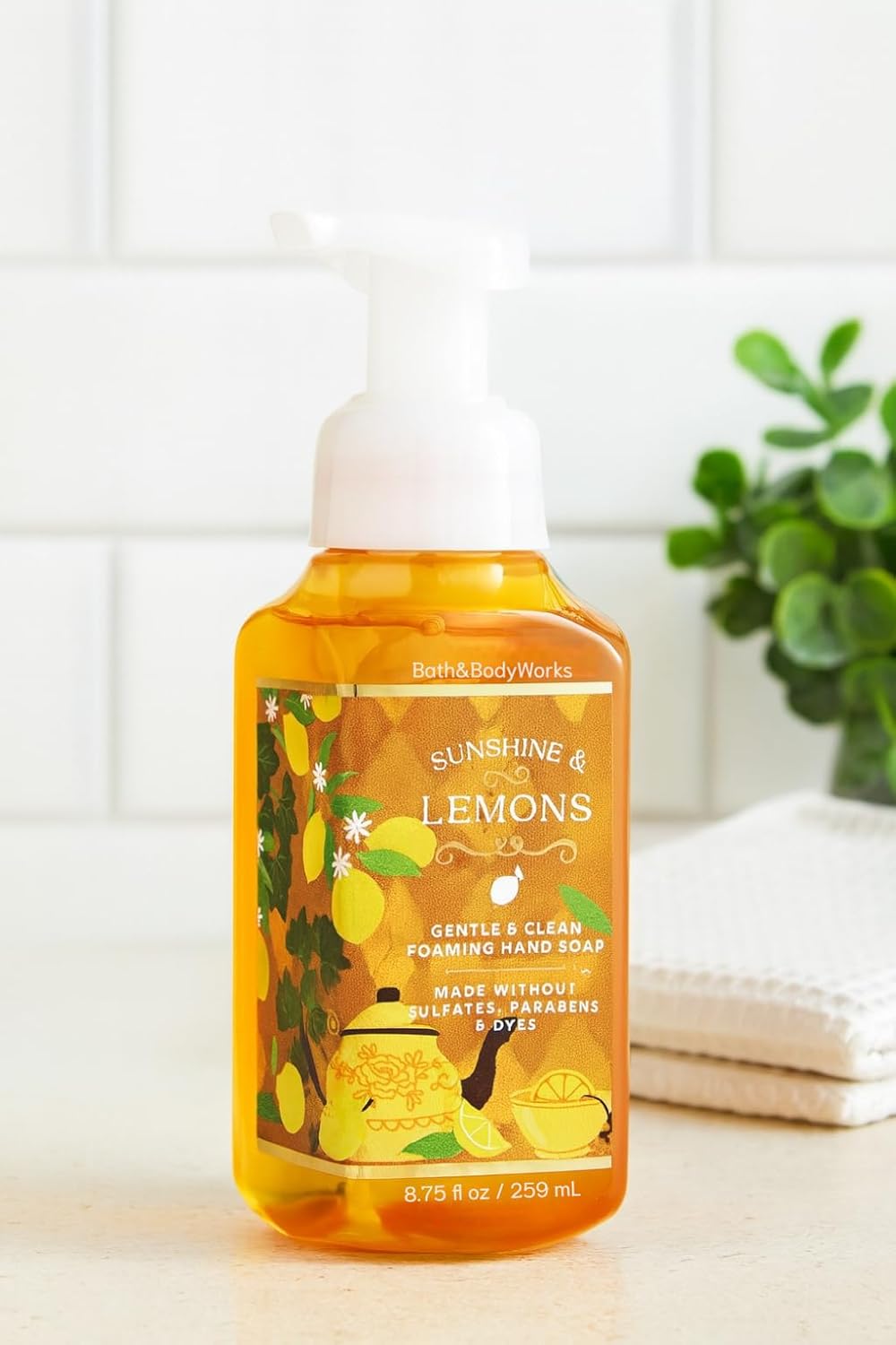 Bath and Body Works Sunshine & Lemons Gentle & Clean Foaming Hand Soap 8.75 fl oz, Yuzu, Grapefruit & Sun Rays