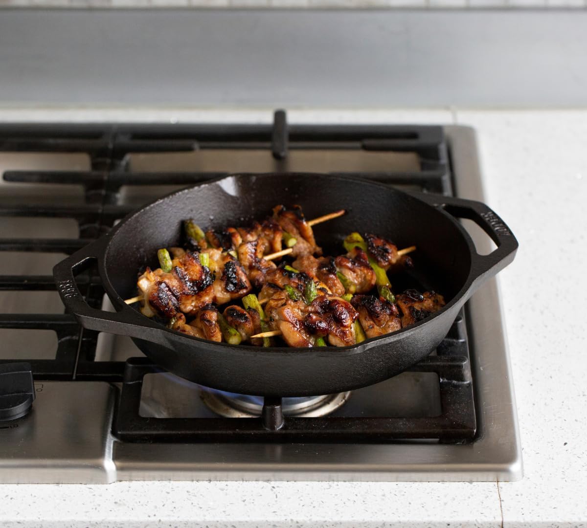Lodge 12" Cast Iron Dual Handle Grill Pan, Black