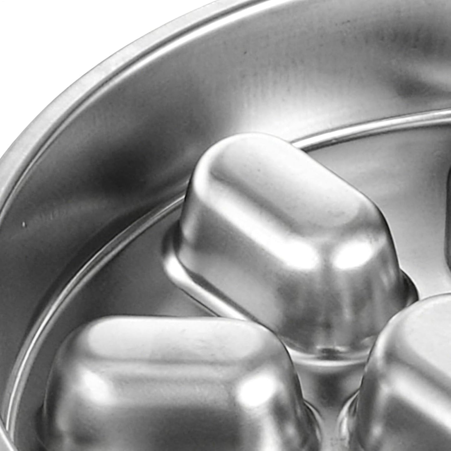 Feeder Dog Bowl, Anti Choking Dish, Stainless Steel Dog Dish with Non Slip Base, Feeding Bowls with Raised Maze Design, Pet Accessories, Pets Bowl for Medium Breed Fast Eater Daily Use