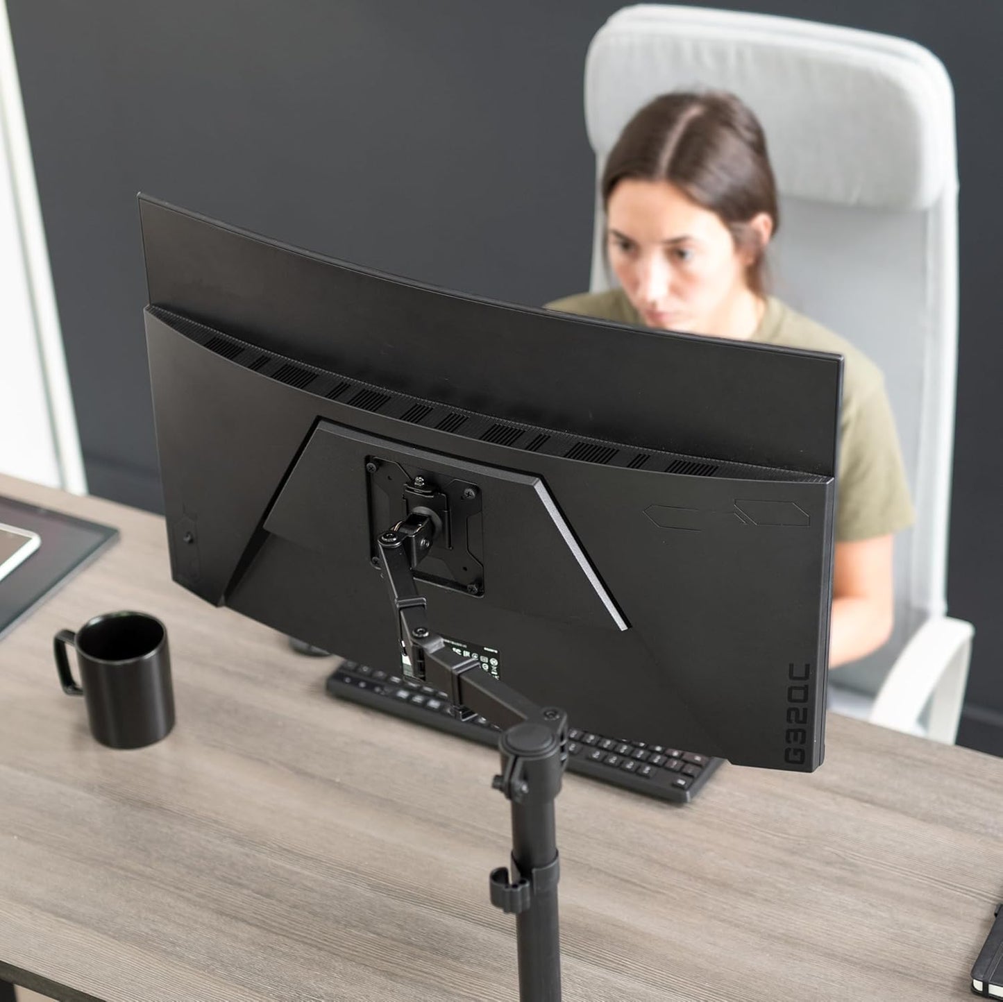 VIVO Single 13 to 38 inch Ultrawide Monitor Arm Desk Mount, Regular Screens up to 32 inches, 22 lbs capacity, Fully Adjustable Stand with C-Clamp and Grommet Base, Black, STAND-V001