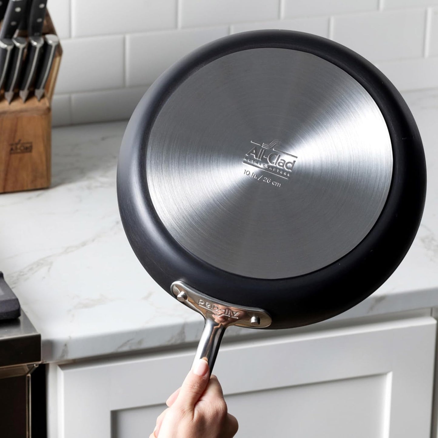 All-Clad HA1 Expert Hard Anodized Nonstick Fry Pan 2 Piece Set, 8" & 10" Induction, Oven Safe 500F, Kitchen Frying Pans, Skillets, Ergonomic Handle, Premium Cookware, Dishwasher Safe, Black