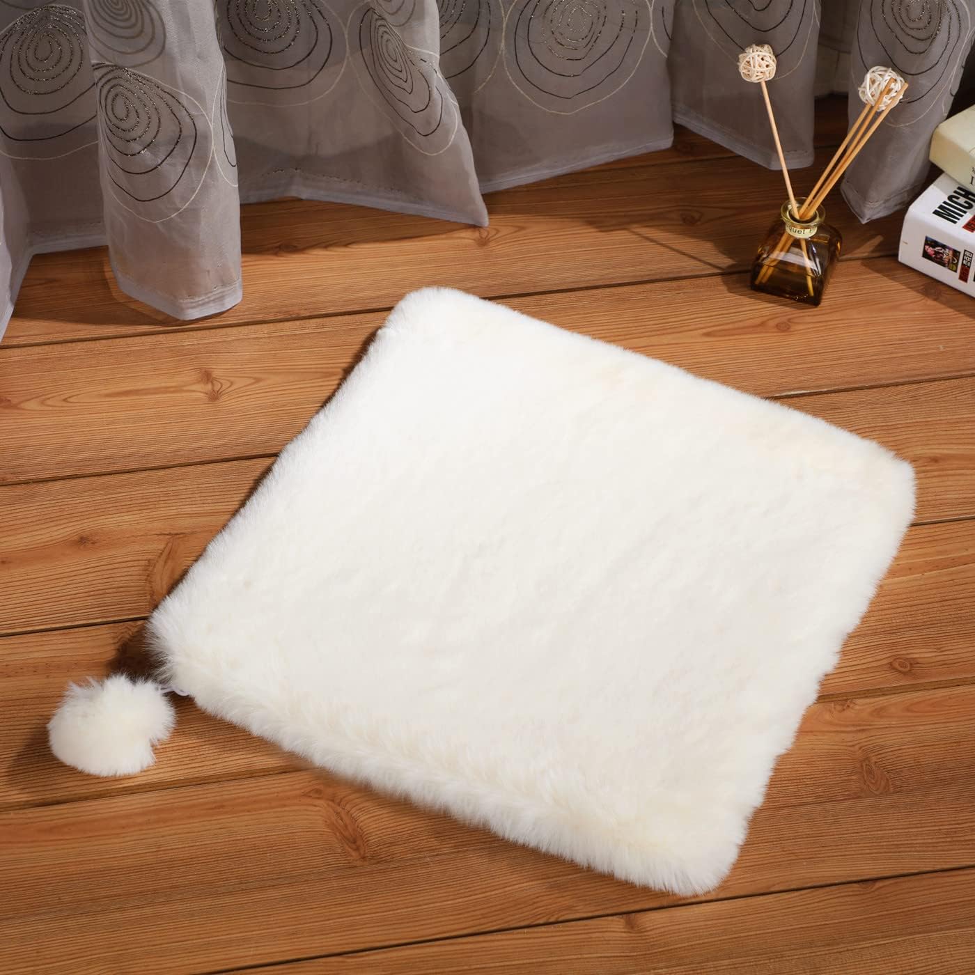 SHENGOCASE 2-Pack 16" Square Faux Rabbit Fur Cat Dog Bed Cushion Pad Mat, Cat Tree Tower Replacement Cushion Pad, Pad for Window Perch, Cat Dog Carrier House Cage Crate Kennel Furniture