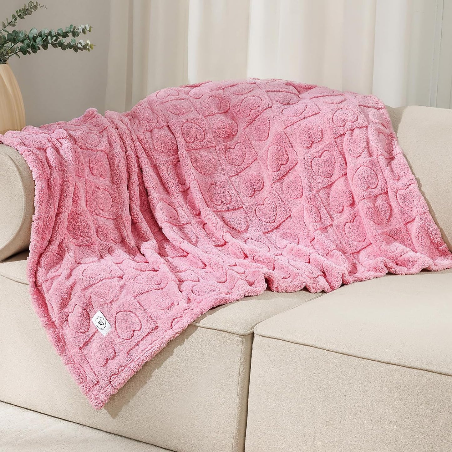 Luciphia Small Dog Blanket Washable Pet Bed Cover Soft Fluffy Puppy Blanket with Premium Fleece 300GSM Cozy Calming Cat Blankets for Indoor Cats Pink 57x40 inch