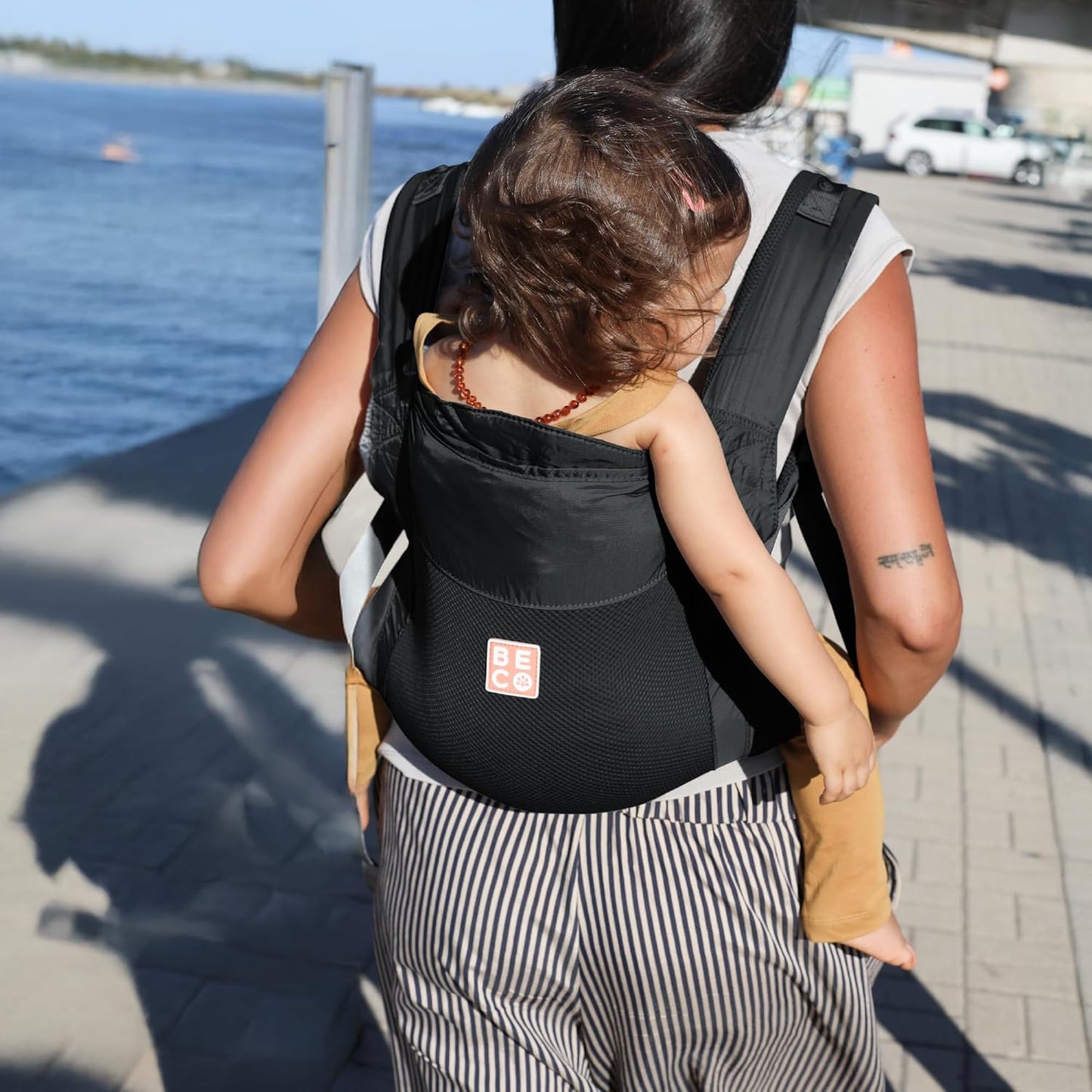 Beco Fly Lightweight Baby Carrier - Compact, Foldable & Ultralite Toddler and Baby Backpack Carrier with Carry Bag, Front & Back Carry in The Hip-Healthy “M”-Position (15–45 lbs) - Black