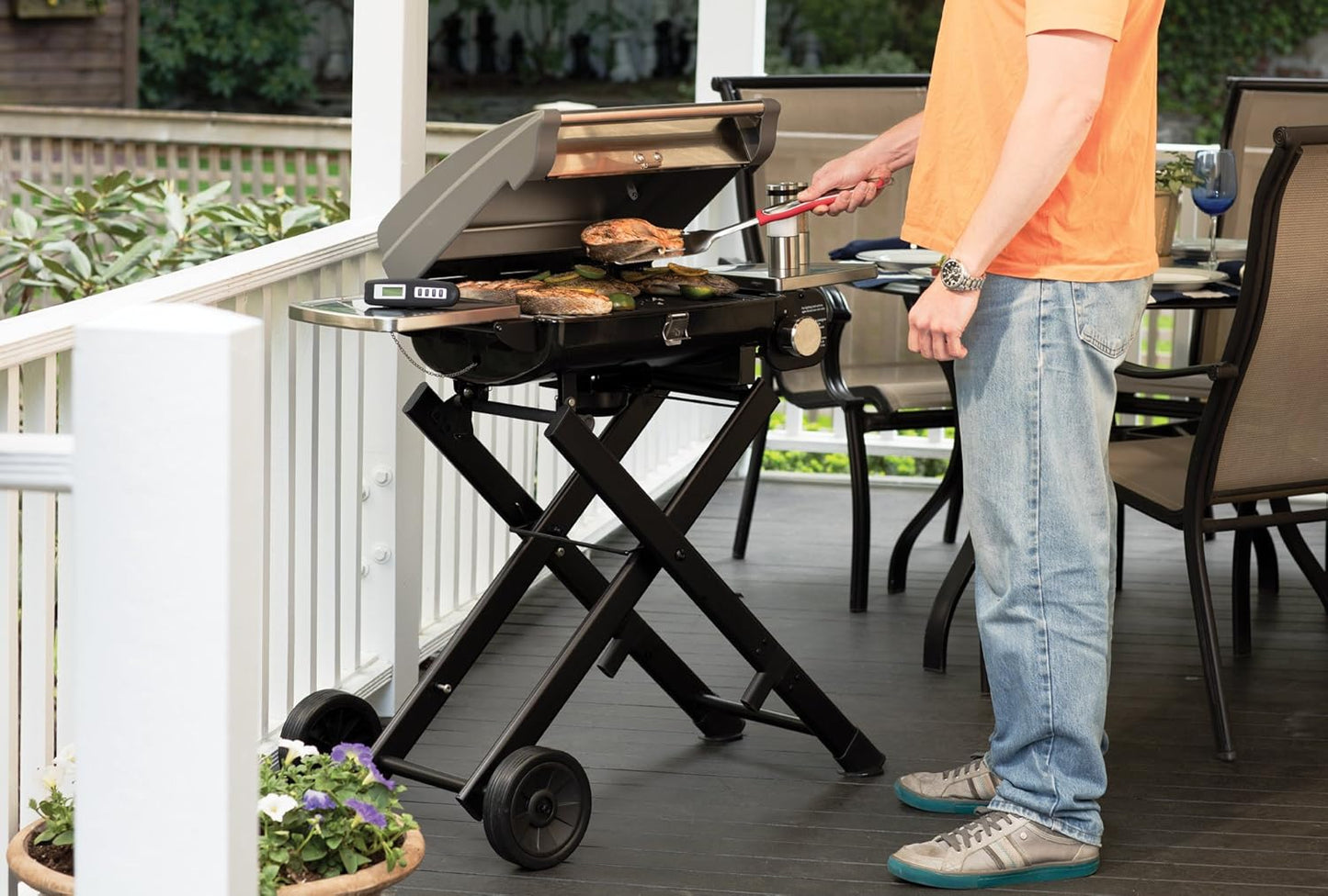 Cuisinart CGS-134 Grilling Tool Set with Grill Glove, Red (3-Piece)