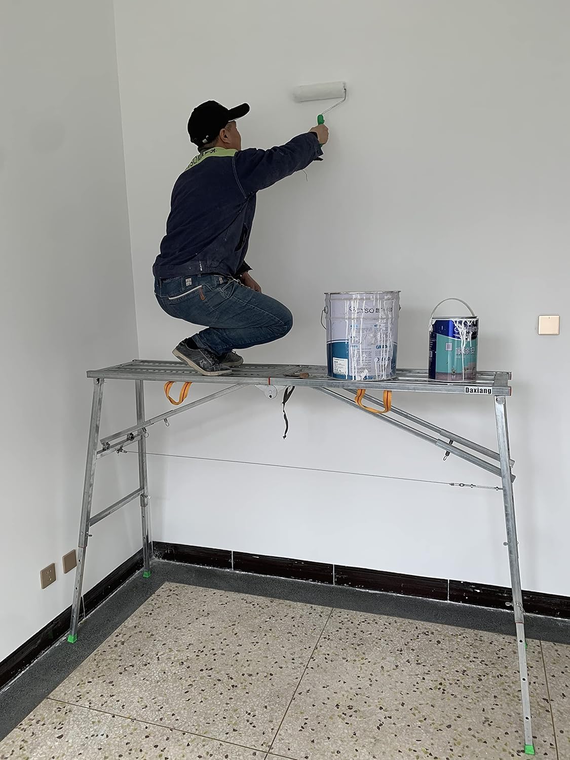 Daxiang Portable Scaffolding Platform 55(L) x15(W) x27-43(H)'' Work Platform Adjustable Height Steel 600 LBS Load Capacity Folding Step Ladder Drywall Painting Stool
