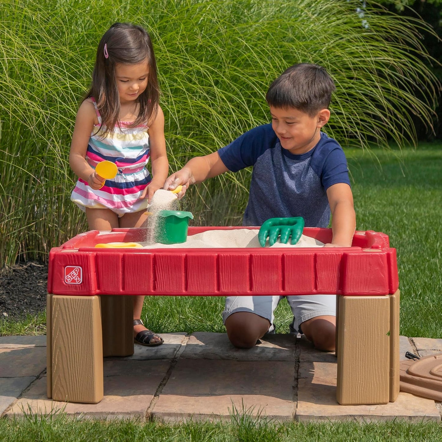 Step2 Naturally Playful Sand Table, Kids Sand Activity Sensory Table, 5 Piece Accessory Kit, Toddler Summer Outdoor Toys, 2+ Years Old