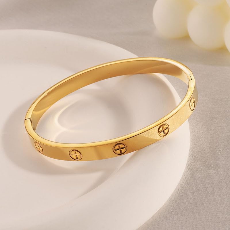 Gold Bracelets for Women-4Sets/3ets,18K Gold Plated Bracelet,Stainless Steel Bangle Bracelets Non Tarnish, Gold Bracelet Set Trendy Jewelry,Christmas Valentines Birthday Gifts for Girlfriend