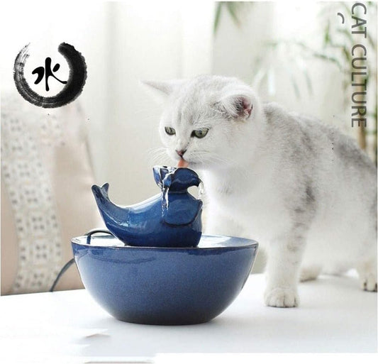 Fountain Cat Water Fountain,Ceramic Pet Drinking Fountain for Cats and Dogs Automatic Silent Pet Water Dispenser with Filter Pet Water Dispenser (Color : Leaf White) (Whale Brown)