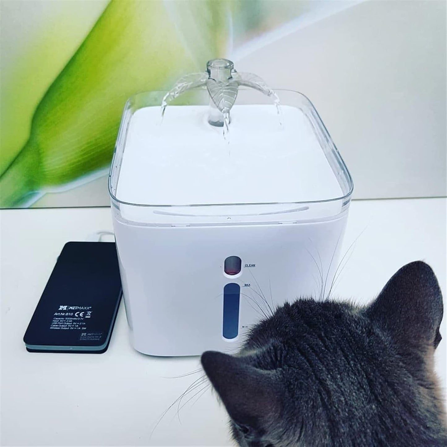 Fountain Cat Dog Water Fountain, 2.5L Pet Drinking Fountain for Cats Dogs, Automatic Fountain Dispenser Pet Water Dispenser (Color : 2.5L Fountain)
