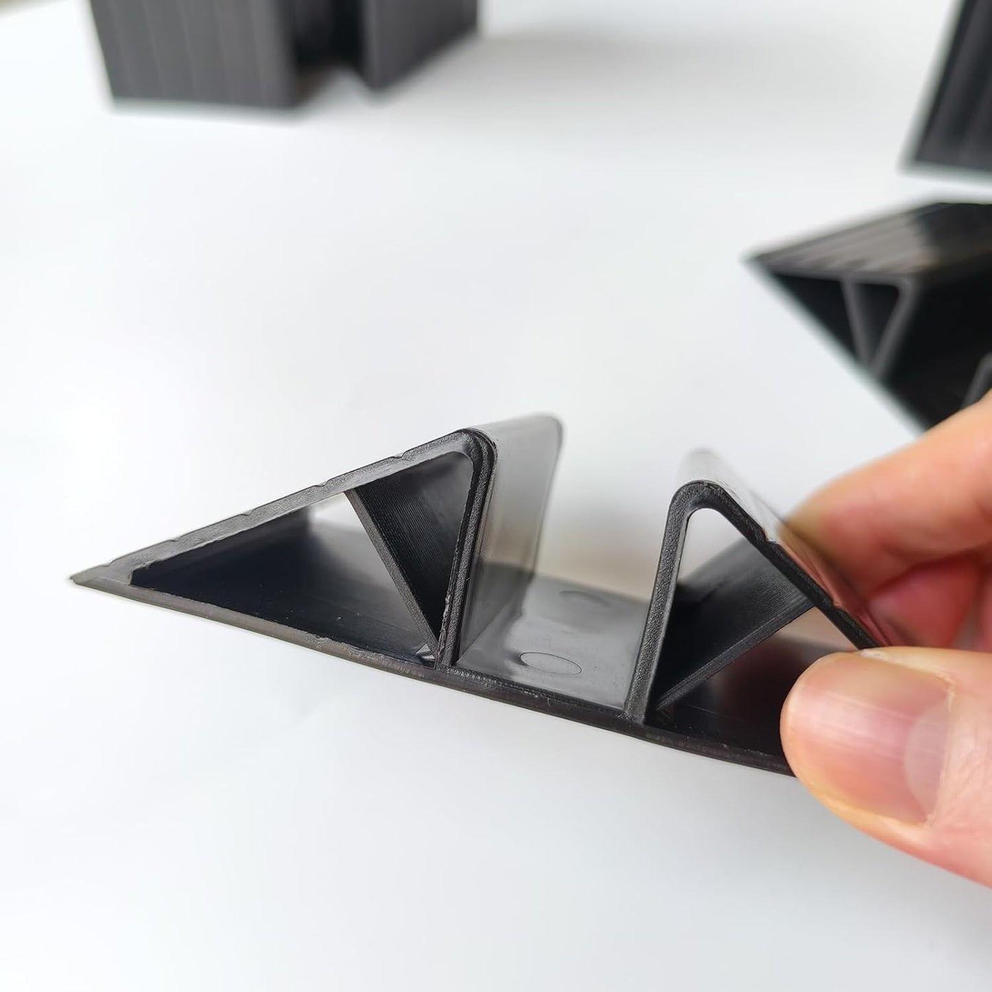 pet Dog gate Support feet - Triangle Fence Reinforcement Fittings，Plastic Free Standing Dog Gate Fence Panel，Suitable for configuring Dog Gates, Dog Fences (Matte Black)