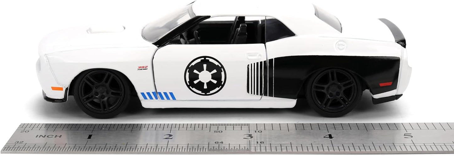 Jada Star Wars Stormtrooper 2014 Dodge Challenger SRT8 Diecast Model – 1:32 Scale Hollywood Rides Toys, Collectible Toy Car for Star Wars Fans