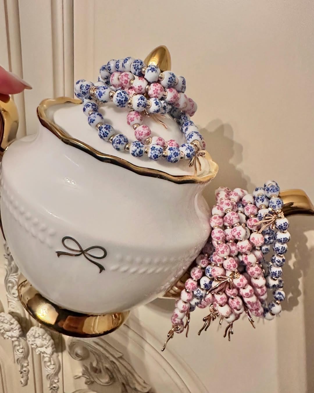 Beads Bow Charm Bracelet for Women Flower Vintage Bracelet Handmade Stretch Beaded Dainty Romantic Jewelry Gifts