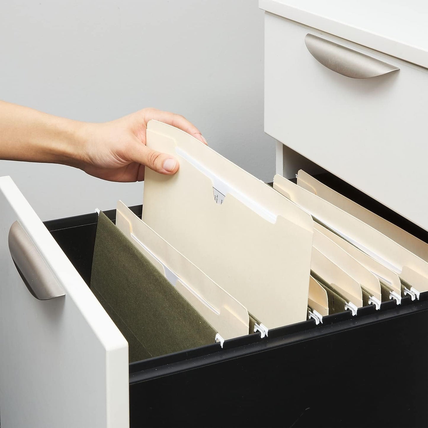 Staples Jacket File Folders, Letter Size, Manila, 2‑Inch Expandable Sides, Heavy‑Duty Construction – 50/Pack