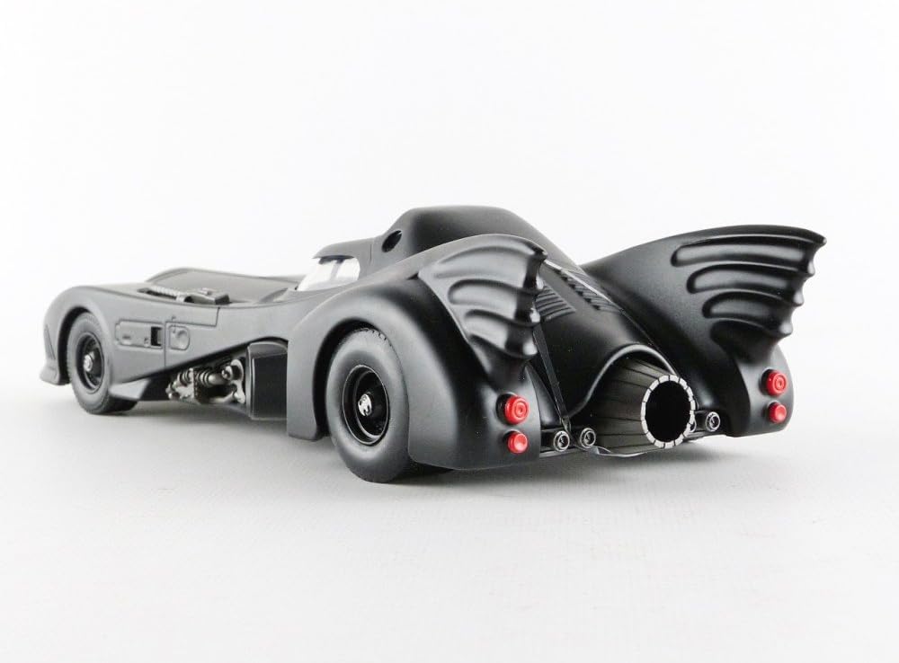 Jada Toys 1:24 1989 Batmobile Die-cast Car with 2.75" Batman Figure, Toys for Kids and Adults