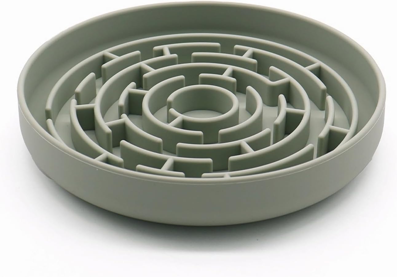 Slow Feeder Dog Bowl, 7.8 x 7.8 inches, Silicone Pet Puzzle Bowl with Suction Base, Foldable (Light Green)