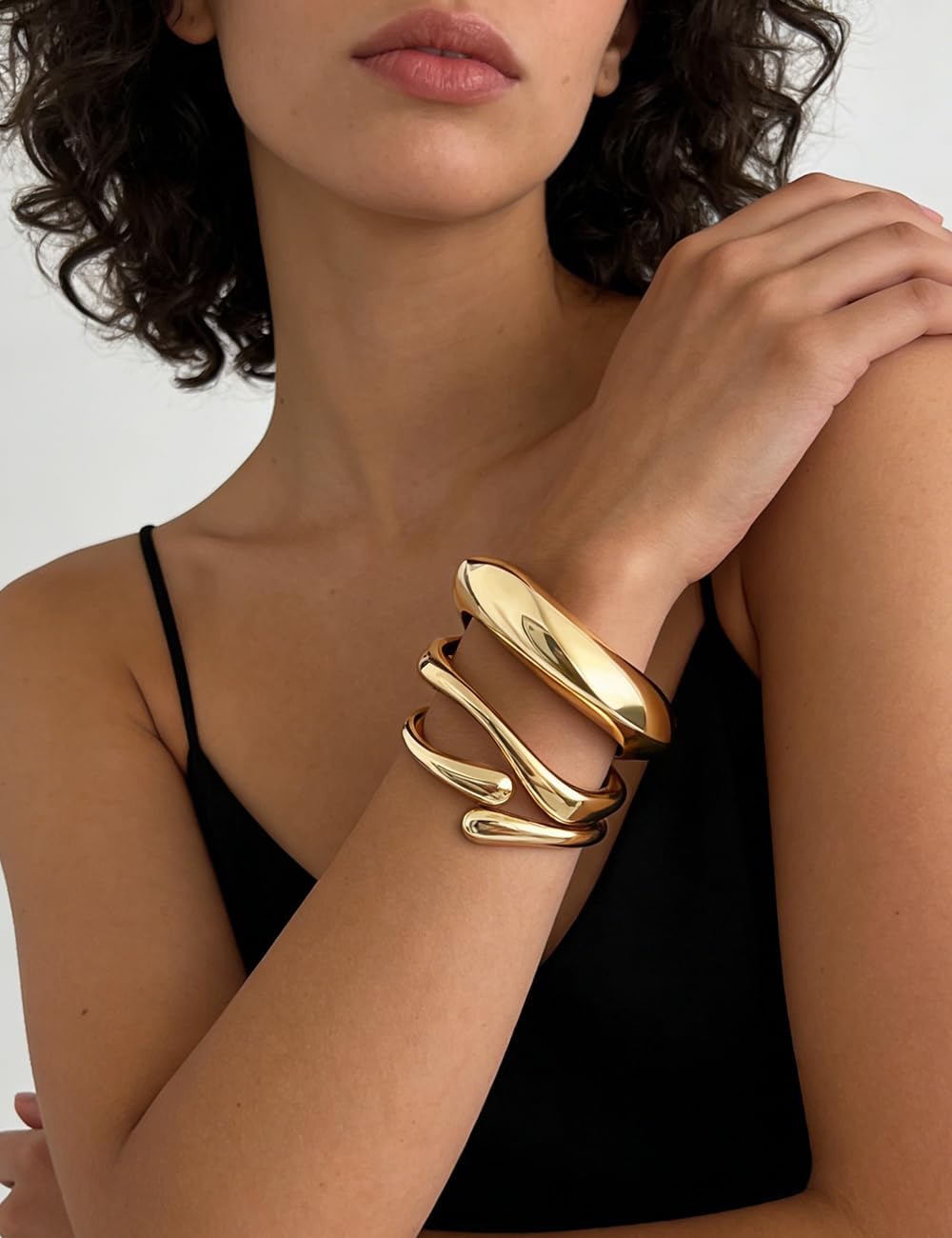Chunky Gold Bangle Bracelets for Women, Dainty 14k Gold Plated Big Stackable Bangles Set, Trendy Statement Cuff Bracelet Stack Fashion Jewelry Christmas Gifts