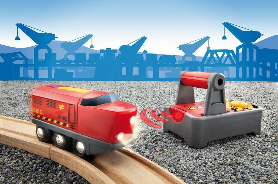 BRIO World 33213 - Remote Control Train Set | Wooden Toy for Kids | Enhances Logical Thinking | Compatible Railway Toys | Ideal for Ages 3 and Up