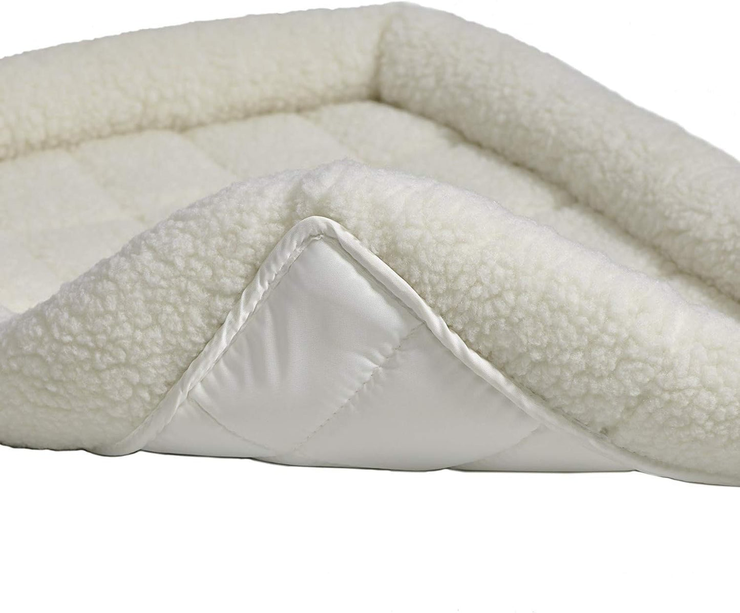 MidWest Homes for Pets QuietTime Dog Bed – White Fleece Bolster, Ultra-Soft and Machine Washable, Fits 30-Inch Crates and Carriers, for Medium Breed Dogs