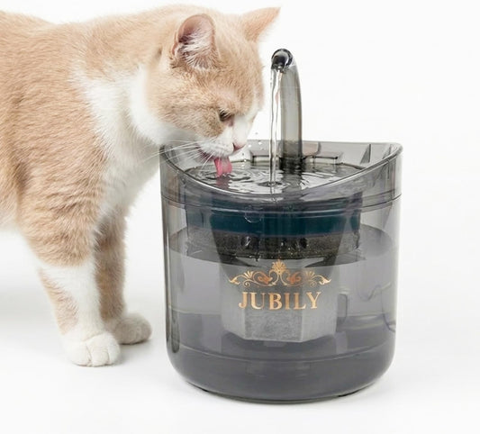 Cat Water Fountain – Automatic Cat Water Dispenser, 2L Pet Water Fountain for Cats & Small Dogs, USB Powered Indoor Water Fountain, Portable Water Fountain Outdoor Use