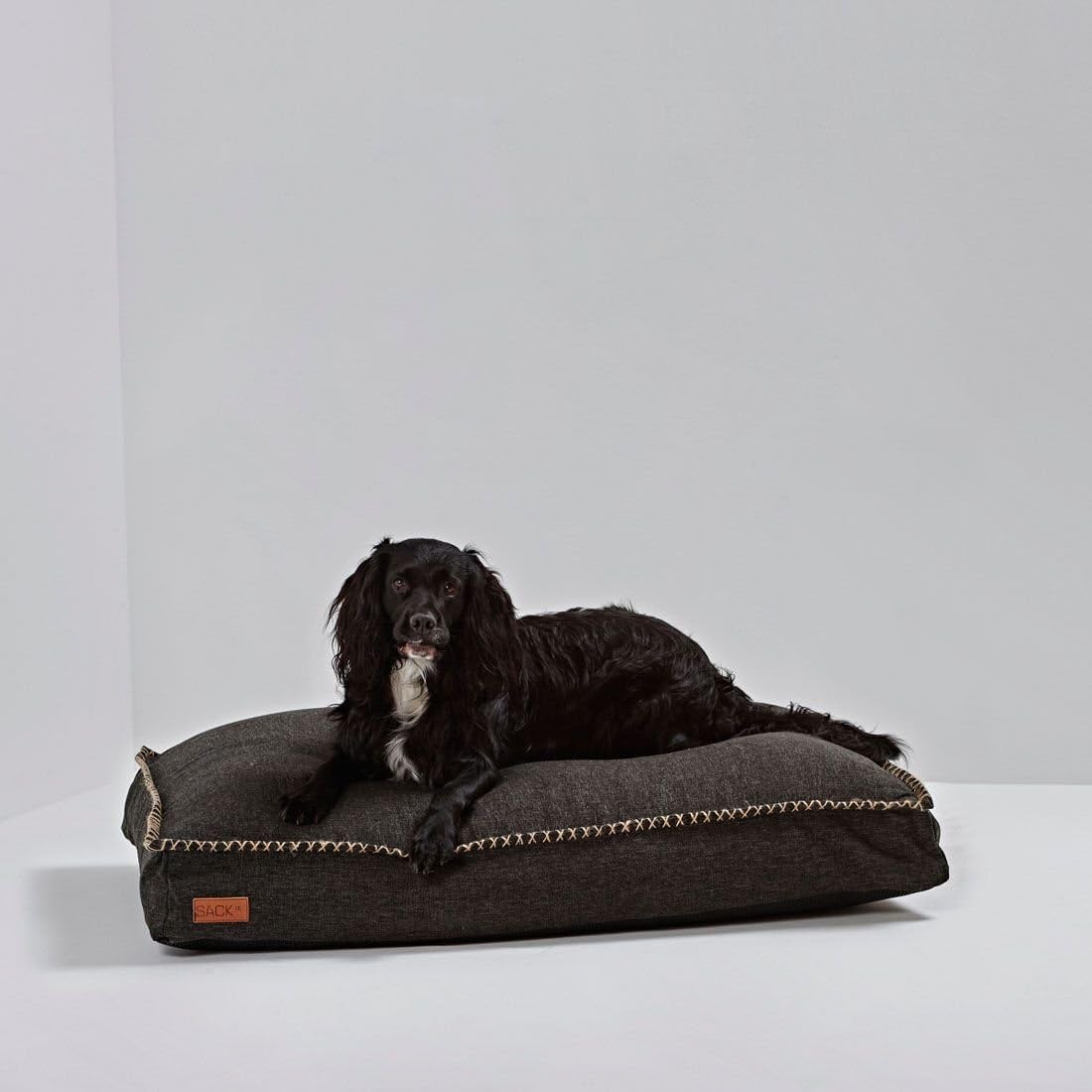 SACKit DOGit Cobana - Black Indoor/Outdoor Dog Bed/Dog House/Dog Cover for Large Dogs and Cats - Washable, Weatherproof & Waterproof - 120x80cm - For Drones & Outside