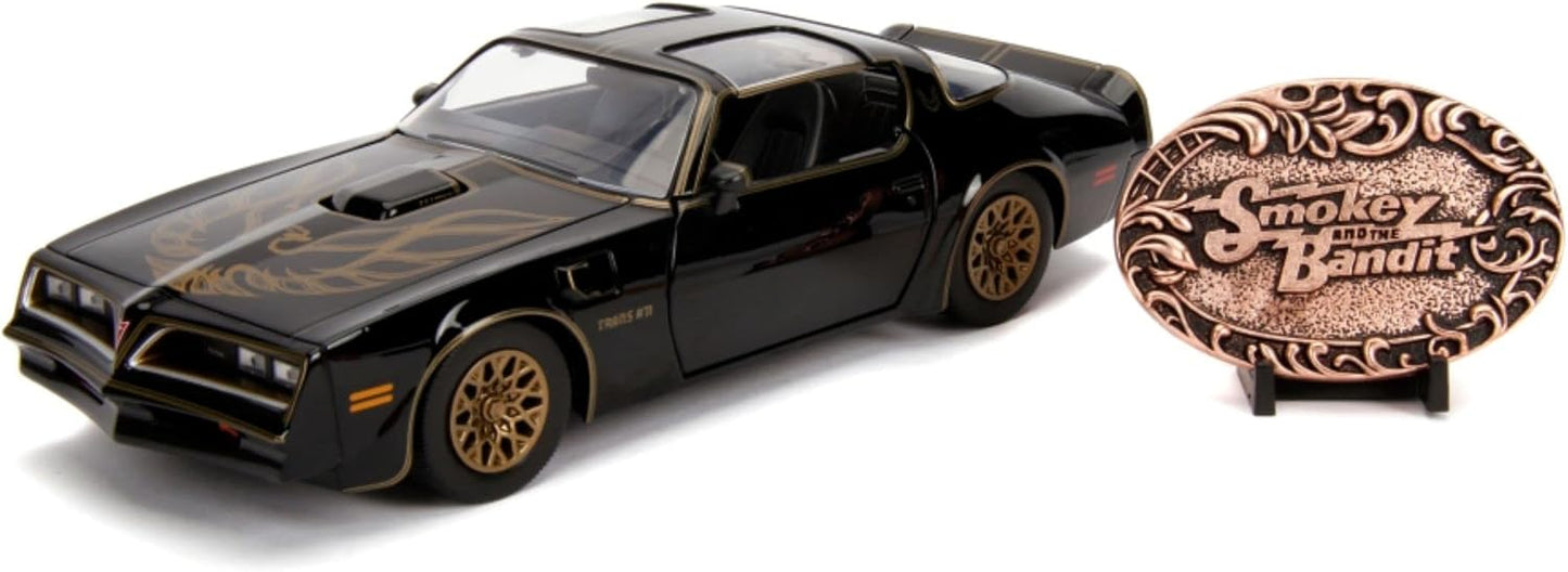 Jada Smokey and The Bandit 1:24 1977 Pontiac Firebird Trans Am Die-cast Car & Belt Buckle, Toys for Kids and Adults