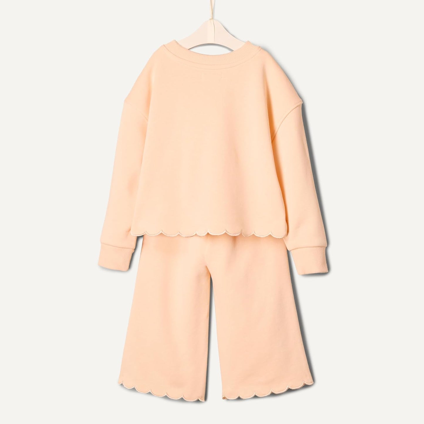 Amazon Essentials x Sofia Grainge Toddlers and Baby Girls' French Terry Sweatshirt Pant and Top Set