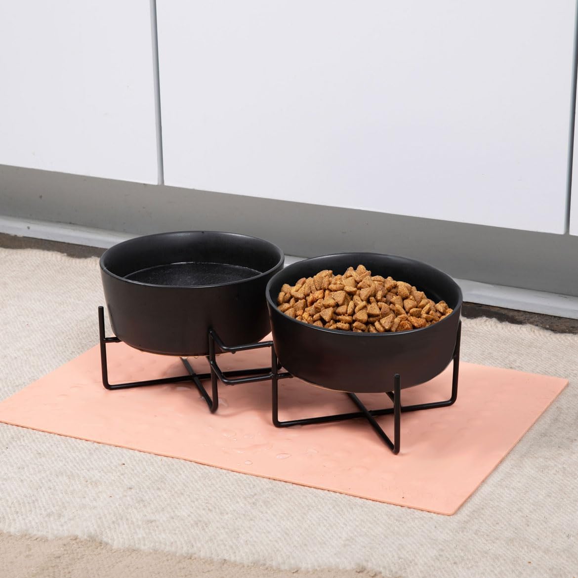 Waggo Simple Solid Ceramic Dog Bowl and Stand - Double Pet Feeder, Small, Black