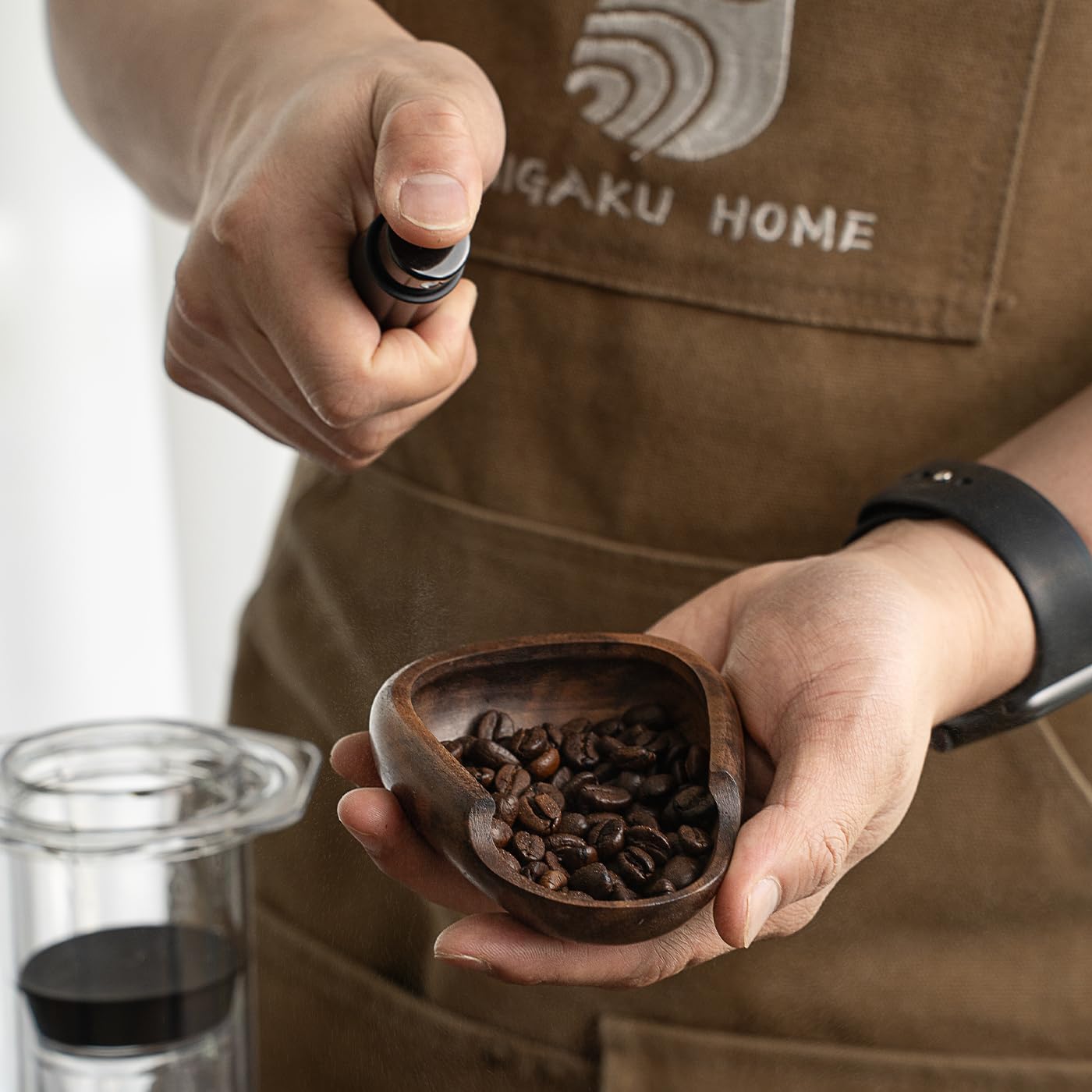 Coffee Bean Dosing Cup & RDT Spray Bottle Set - Walnut Wood Espresso Accessories Kit with Static Reduction Spray, Measuring Tray for Coffee/Tea