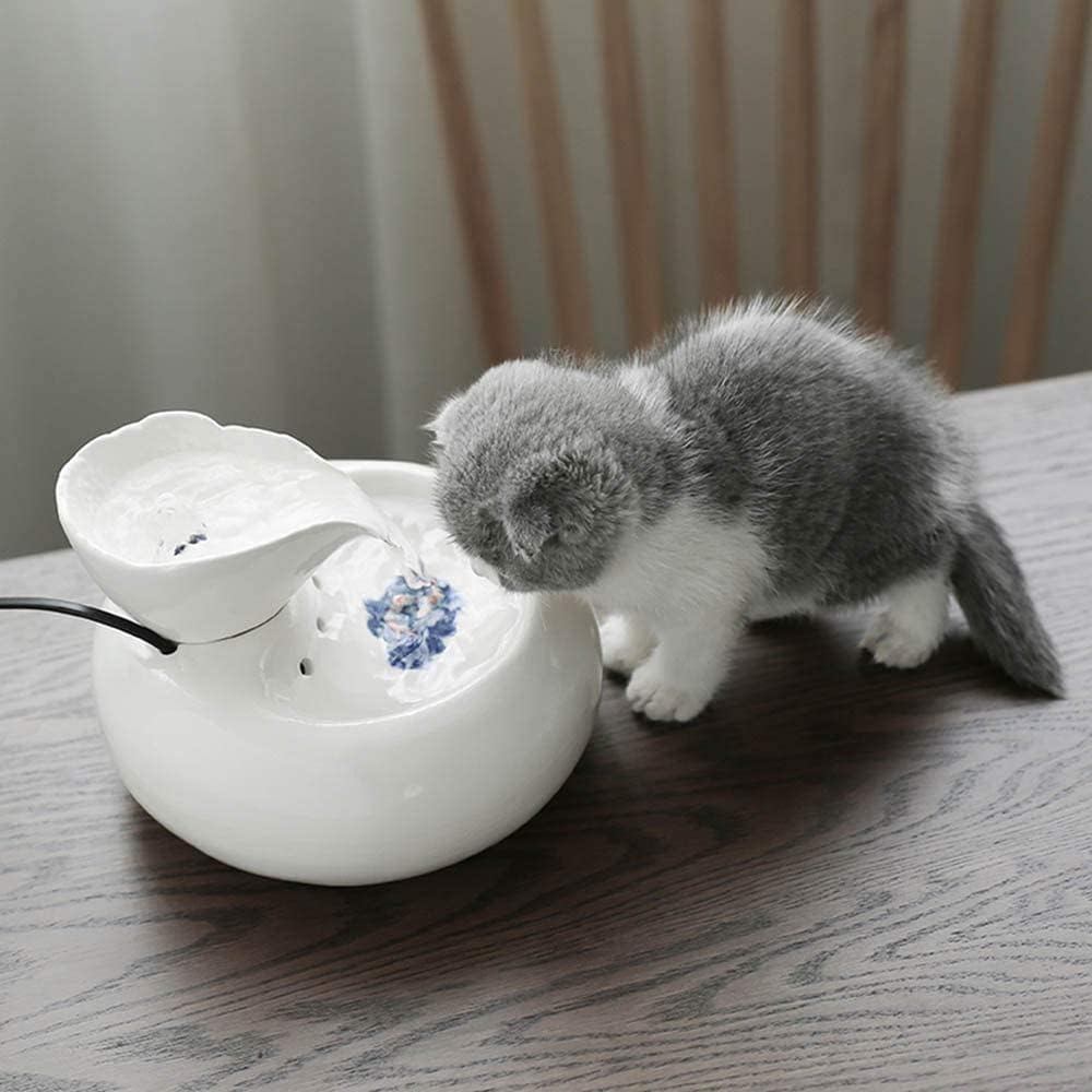 Fountain Cat Drinking Fountain, Automatic 1.5L Ceramic Pet Water Dispenser with Filters for Cats and Dogs, Rabbits Pet Water Dispenser (Color : White)