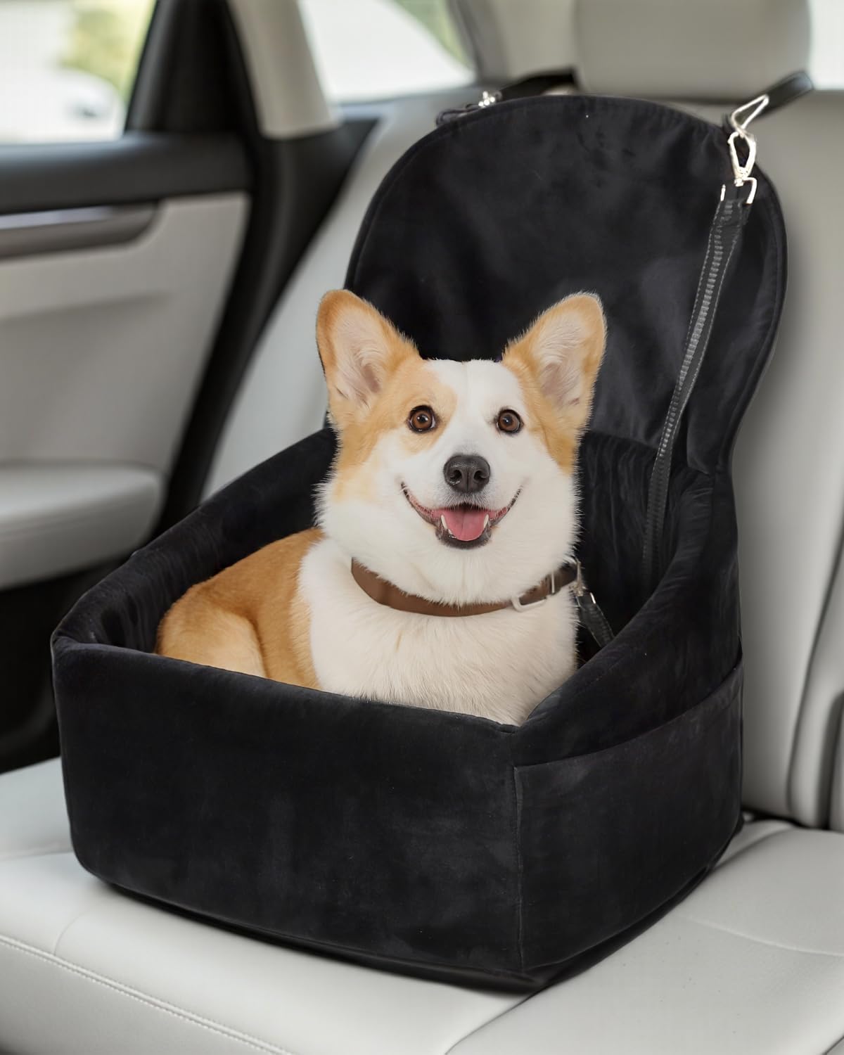 Dog Car Seat for Small Medium Dogs, Dog Booster Seat with Extendable Backrest, Pet Portable Car Seats up to 30 lbs, Washable Travel Bed with Storage Pockets and 2 Safety Leashes, Black