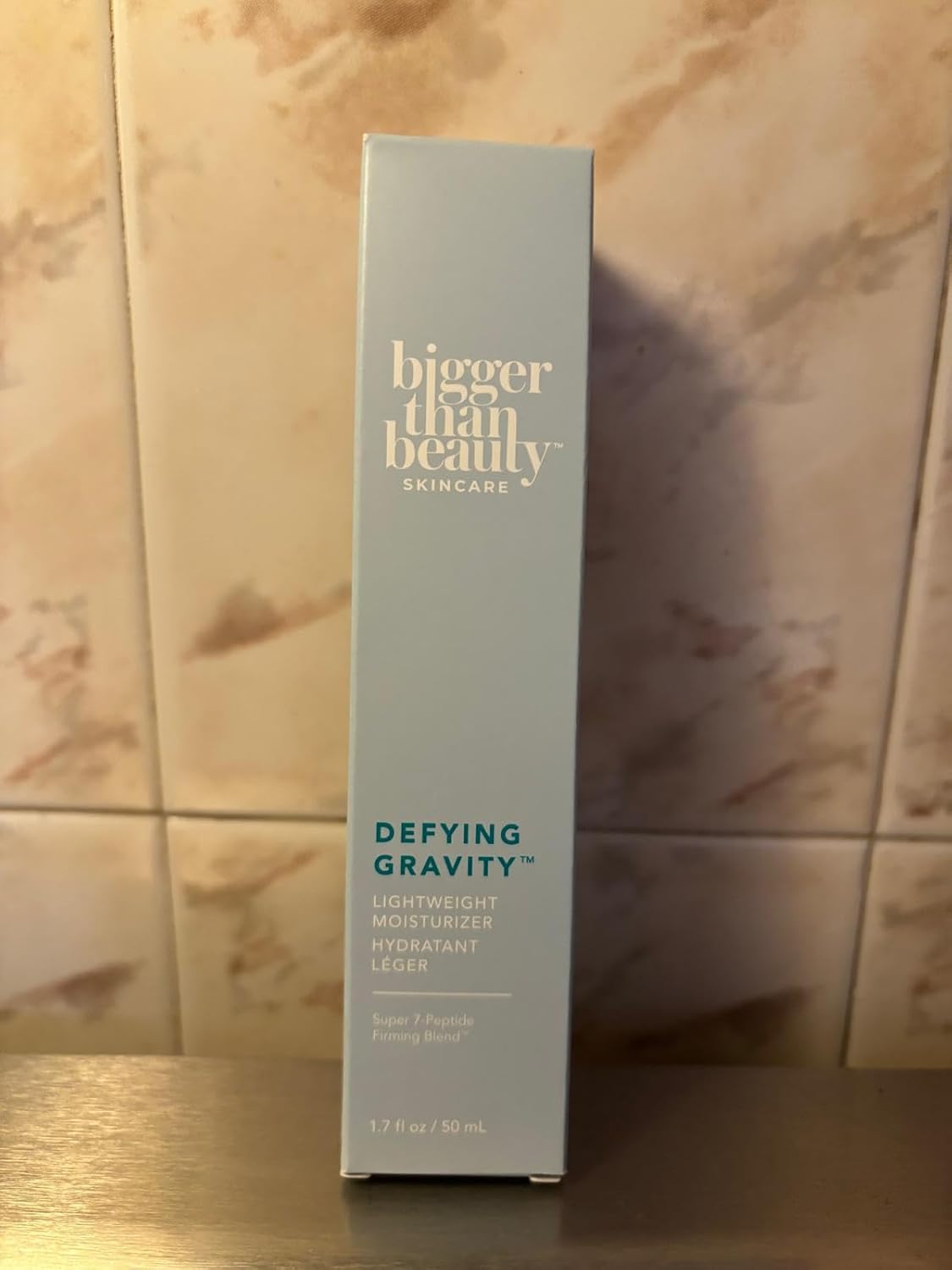 Lightweight Moisturizer Defying Gravity