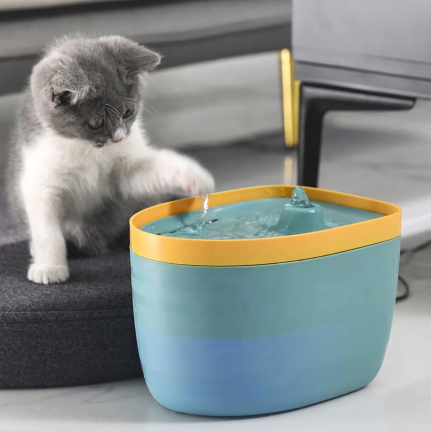 Cat Water Fountain, 2.5L Automatic Pet Water Fountain, Super Quiet Cat Water Dispenser with Replaceable Filters, Dog Water Bowl Dispenser Drinking Water,Blue
