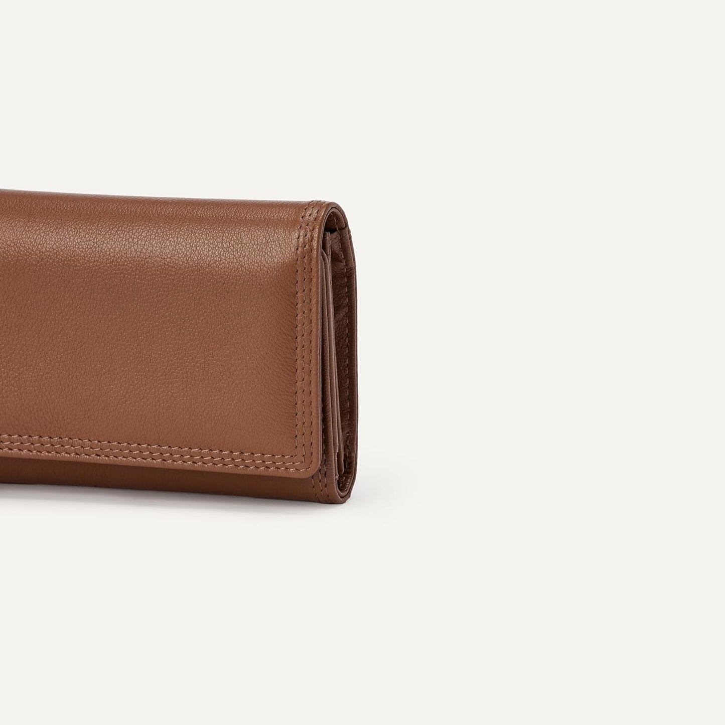 Amazon Essentials Women's Long Flap Continental Leather