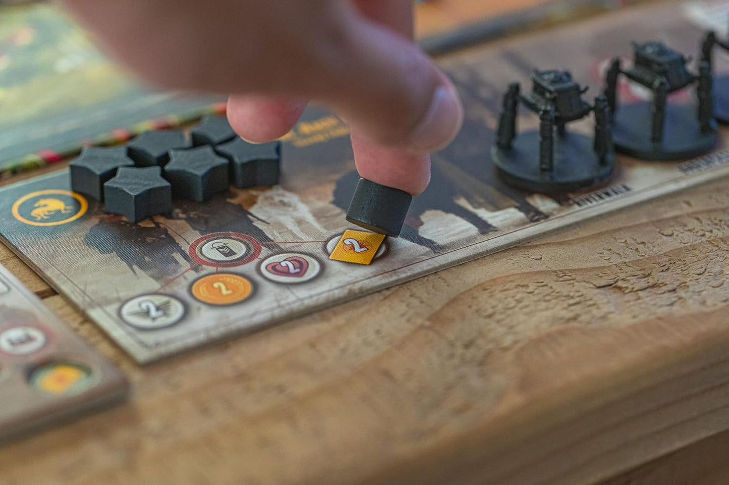Stonemaier Games: Scythe (Base Game) by Jamey Stegmaier | an Engine-Building, Area Control Strategy Board Game with Mechs, Set in Dieselpunk 1920+ Europe for Adults and Family | 1-5 Players, 115 Mins
