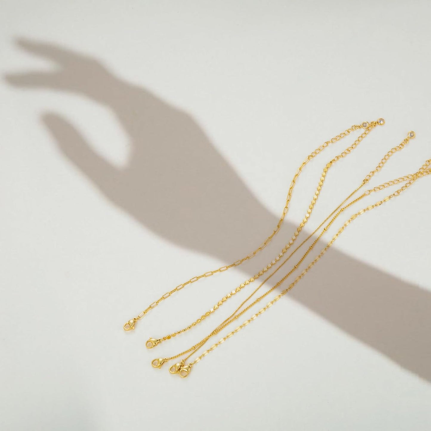 MBW Gold Bracelets for Women Trendy, Dainty 14K Gold Plated Bracelet Stack Beaded Chain Bracelet Set Thin Small Cute Paperclip Bracelets Fashion Waterproof Jewelry Gift Gold Accessories for Women
