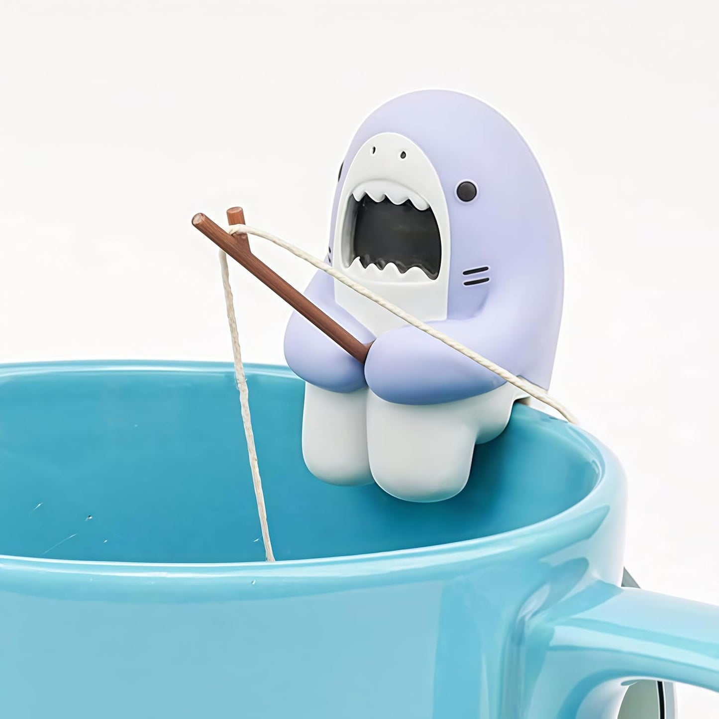 Creative Shark Shape Tea Infuser, Loose Leaf Tea Strainer, Funny Animal Shaped Tea Filters Gift for Tea Drinkers Shark Accessories Tea Lovers Accessory