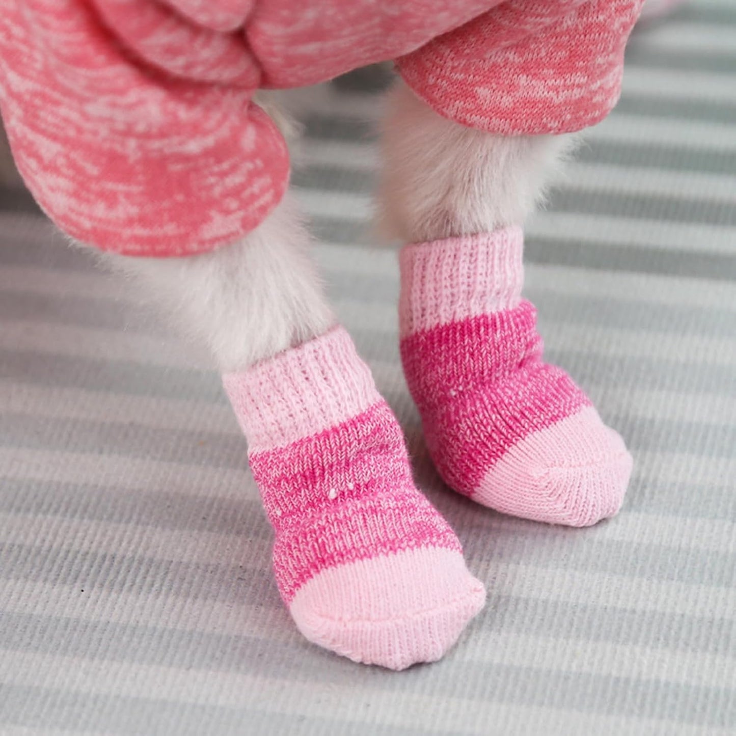 4Pcs Dog Socks Knitted Grip Socks for Pets with Cartoon Pattern Anti-Slip Shoes for Home Hardwood Floor Wear Paw Protector