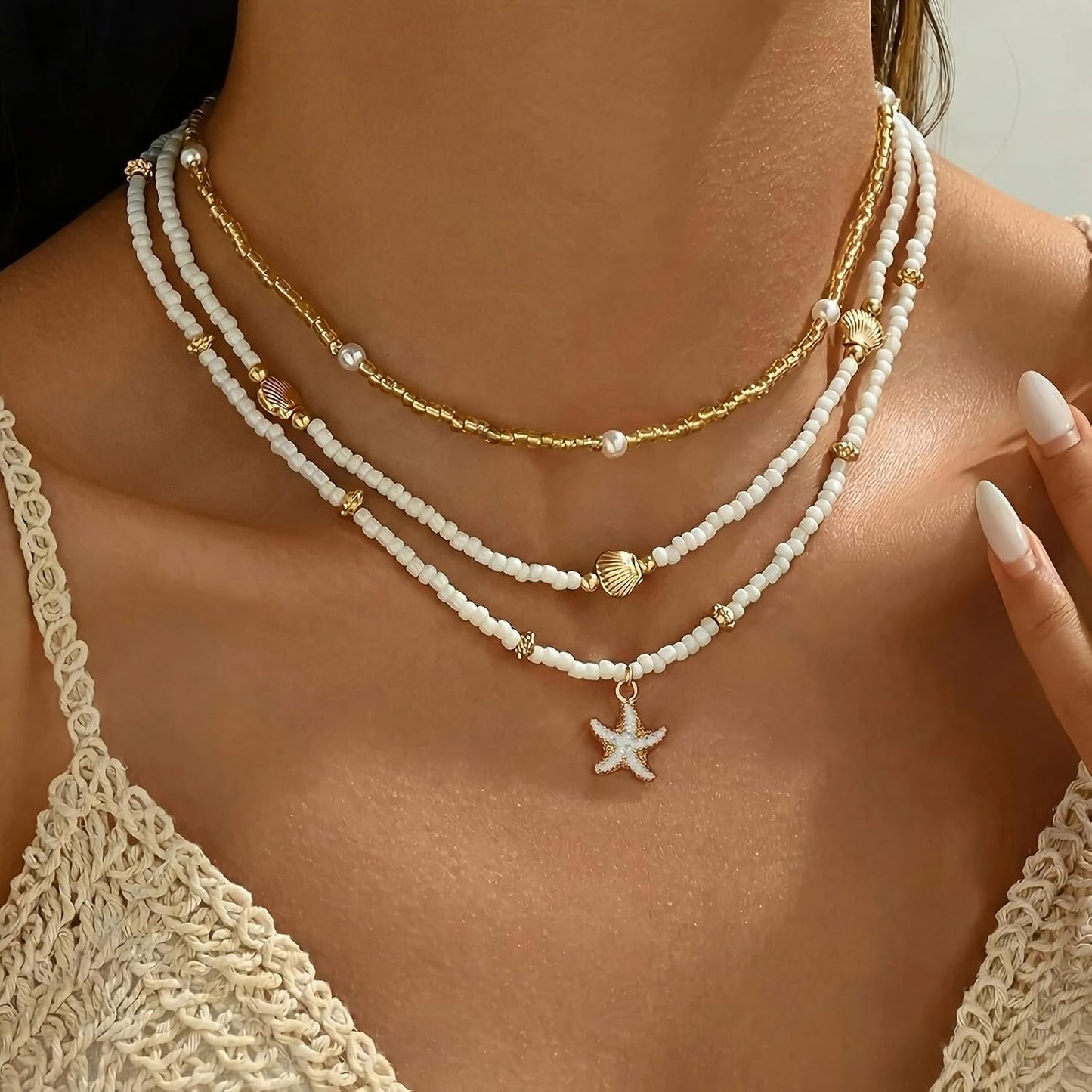 Shell Starfish Necklace for Women, 14k Gold Plated Boho Layered Beaded Charm Pendant Necklace, Dainty Adjustable Pearl Conch Summer Beach Vacation Jewelry Gifts