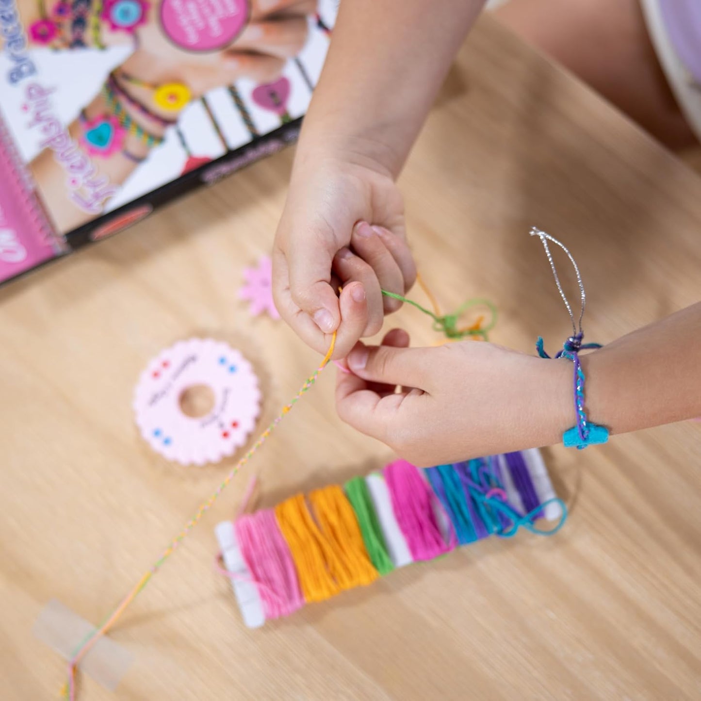 Melissa & Doug On The Go Friendship Bracelet Craft Set (Makes 10+ Bracelets)