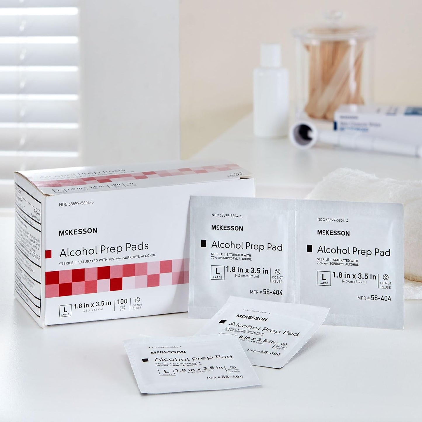 McKesson Alcohol Prep Pads [Pack of 100] 70% Isopropyl, Individually Wrapped Wipes, Sterile, Medical-Grade, First Aid, Large
