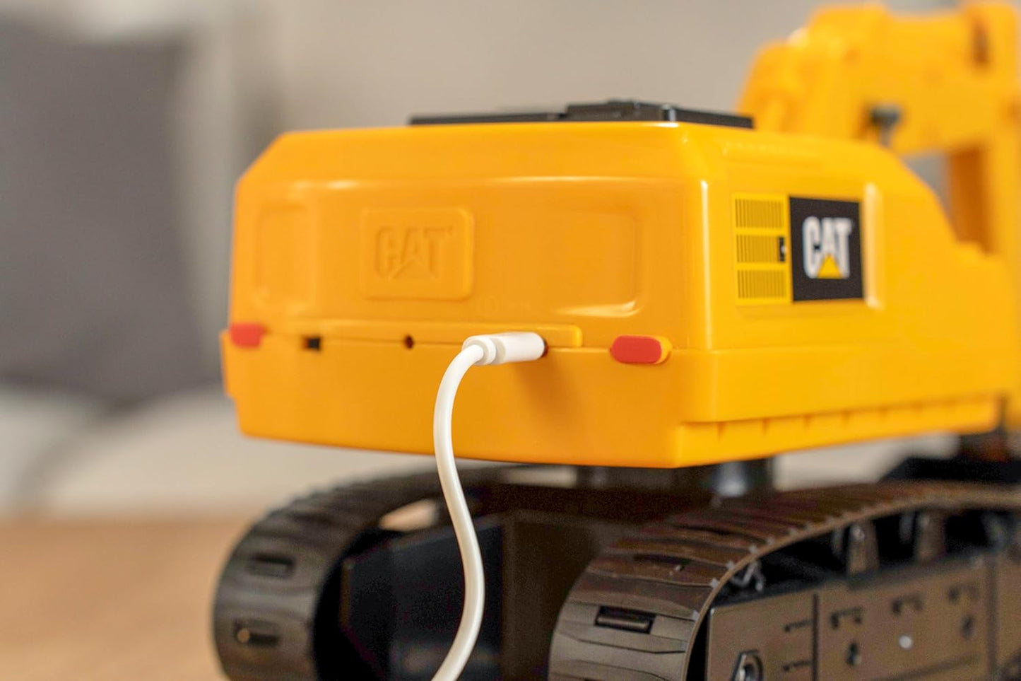 CAT Power Excavator Digger RC Construction for Kids 5+ | 2.4GHz Remote Control Truck Toy, Full-Function Dig, Scoop, Spin & Drive, Realistic Lights & Sounds, USB Rechargeable, Indoor/Outdoor