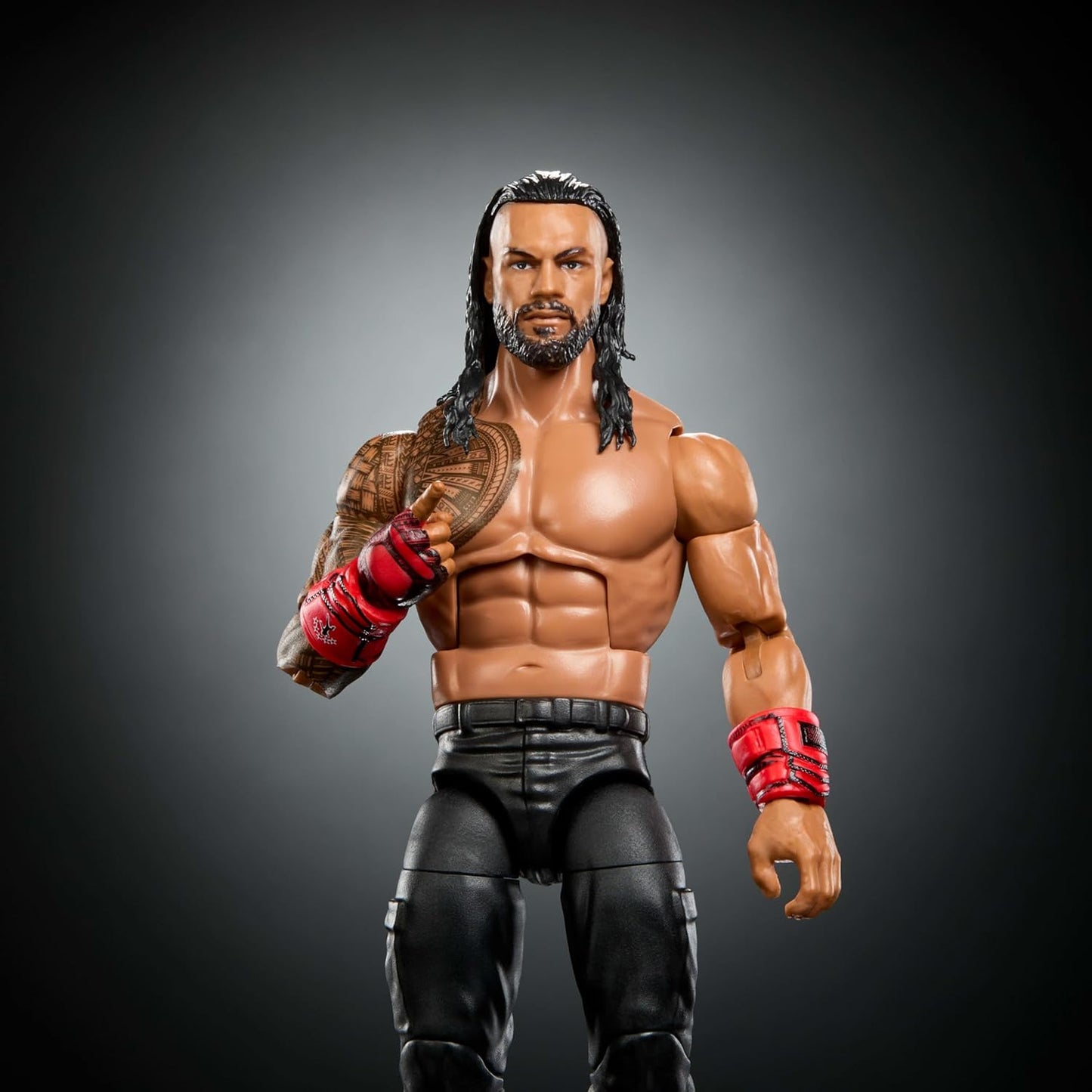 Mattel WWE Elite Collection Top Picks Action Figures & Accessories Set, 6-inch Collectible Roman Reigns with Swappable Hands & Ring Gear (Styles May Vary)