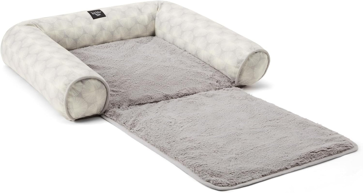 Nicole Miller New York PET Kendall Fluted Geo Cozy Couch Protector Pet Bed, Cozy & Calming, Non-Slip Bottom, Machine Washable, Grey, Large 40"x23"x4"