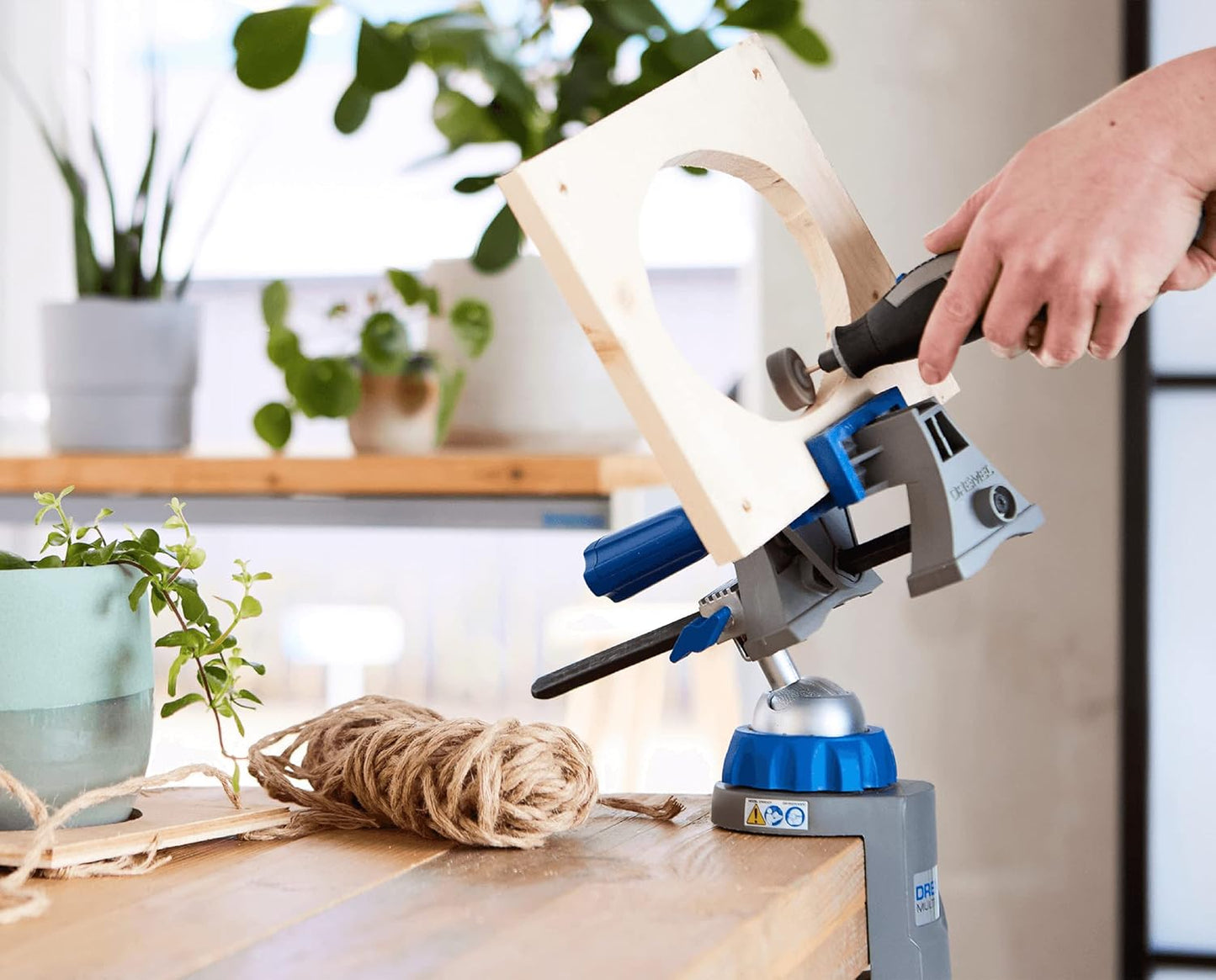 Dremel Rotary Tool Multi-Vise, 3-in-1 Attachment, 360º Stationary Vise, Stand-Alone Clamp, and Tool Holder, 2500-01