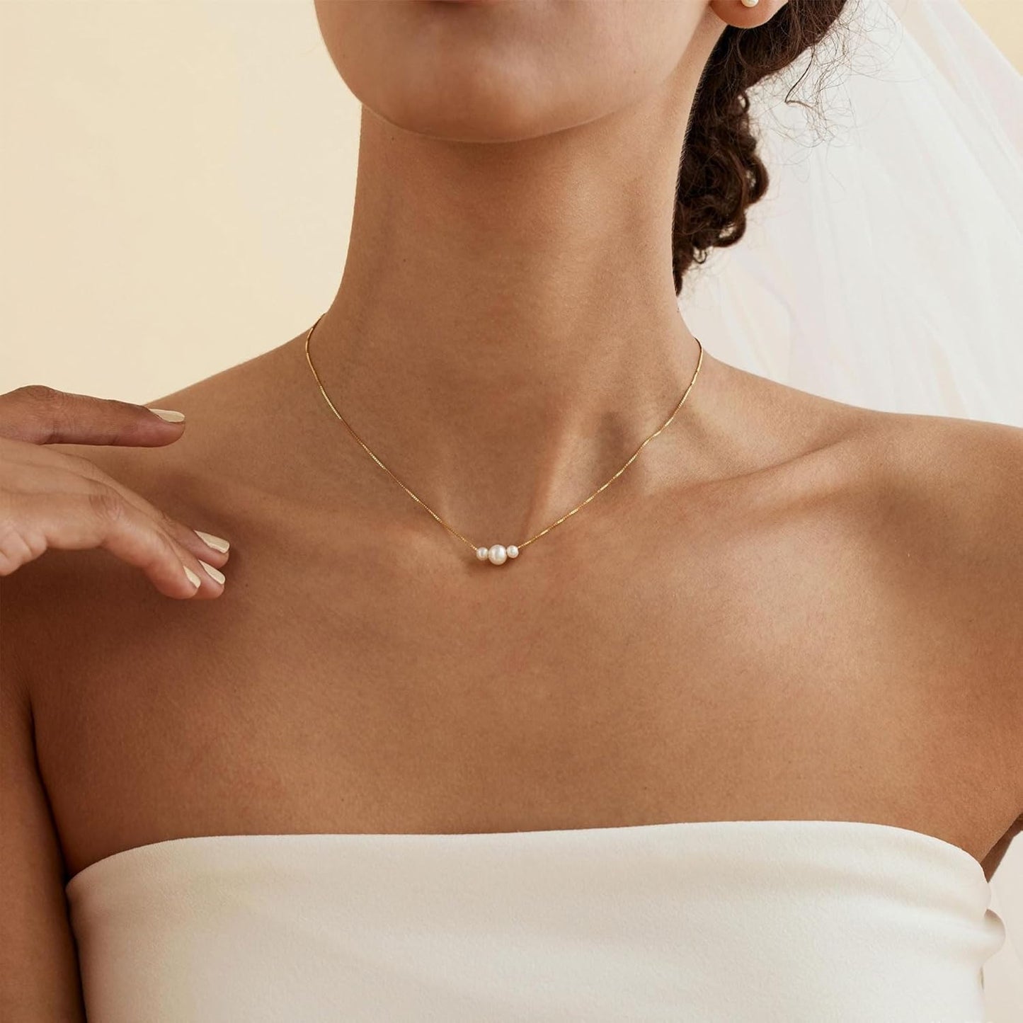 Gold Pearl Necklaces for Women Trendy, 14K Gold Plated Dainty Necklace Simple Layered Pearl Necklaces for Women Trendy Wedding Birthday Jewelry