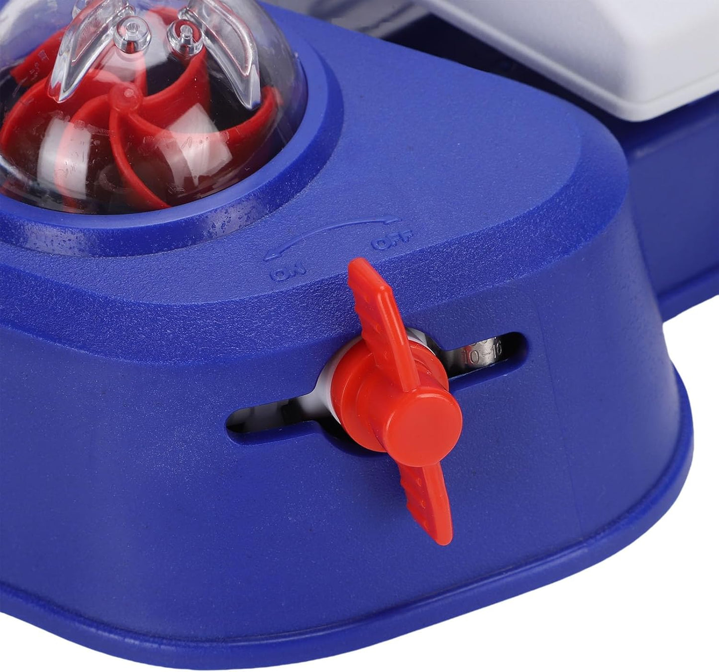 Luqeeg Paws Activated Pet Drinking Fountain, Step on Outdoor Dog Sprinkler Toy Water Dispenser for Fresh Water Providing Constant Stream Fun Hydration for Dogs Applies to Courtyards (1)