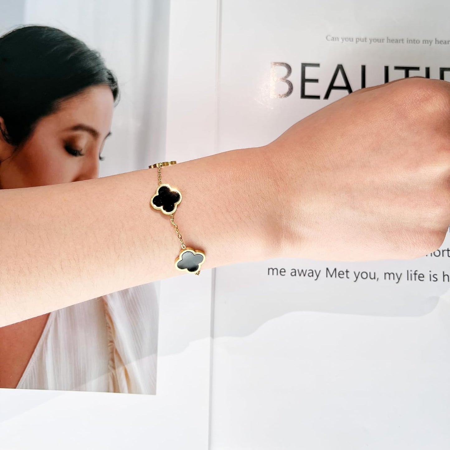 18K Gold Plated Clover Lucky Bracelet for Women White/Black/Red/Green Flower Four Leaf Link Bracelets Trendy Jewelry Gifts for Women