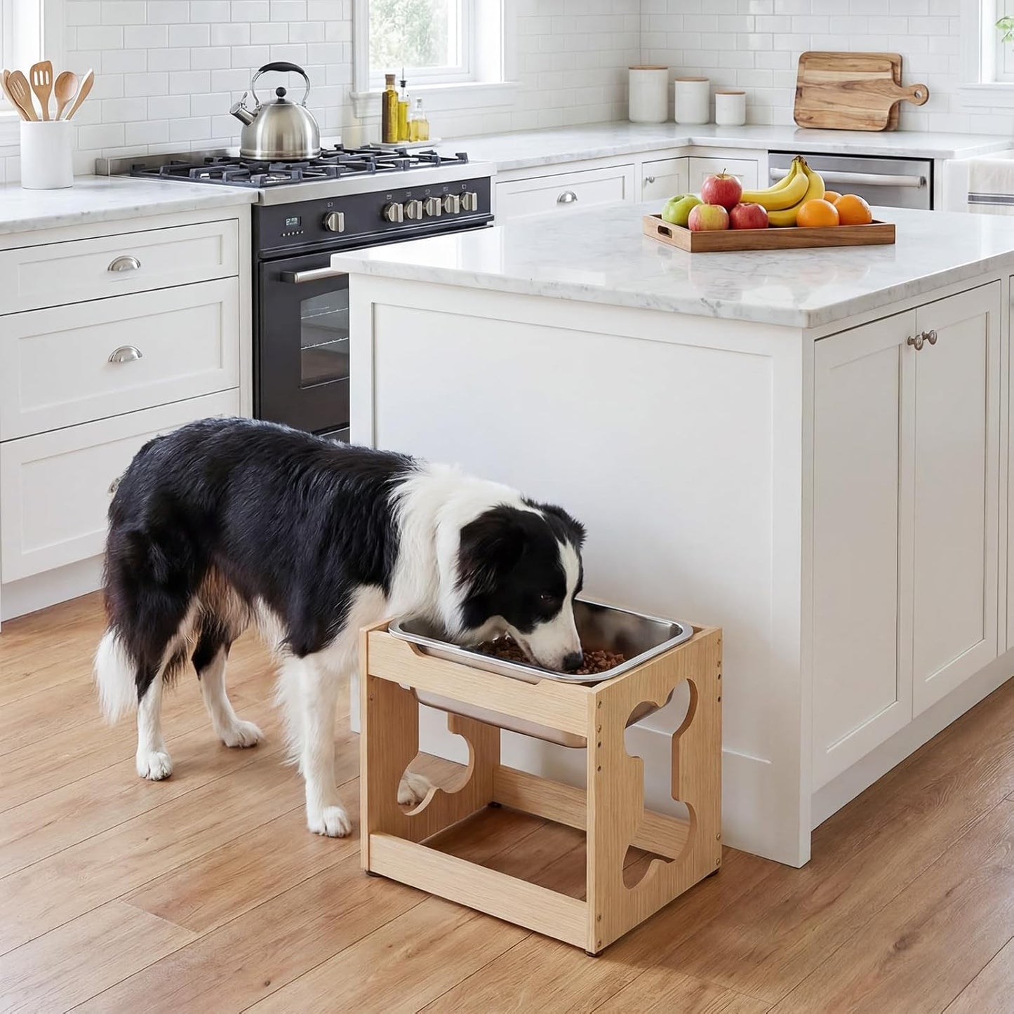 HOOBRO Elevated Dog Bowls with Stainless Steel Bowl, Raised Dog Bowl Stand for Medium, Large Breed Dogs, Heights Adjustable Water Bowl Stand, Wooden Dog Feeding Station, Non-Slip, Natural NL02PO03